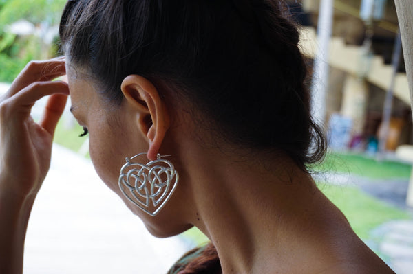 Celtic Heart earrings - silver plated