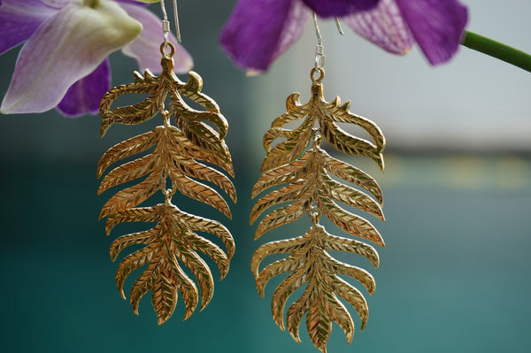 Leaf earrings - brass