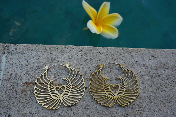 Wings of love earrings - brass